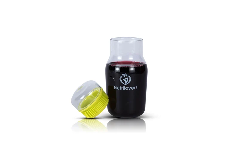 Trinkflasche NUTRI-GOLD aus Borosilikat-Glas mit Schutzhülle (BPA-frei)