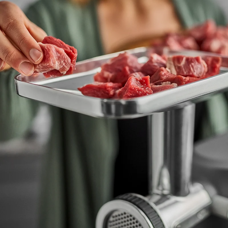 Küchenmaschine Karla Fleischwolfaufsatz inkl. 3 Lochscheiben, Wurst-, Kebbe-, Spritzgebäckvorsatz