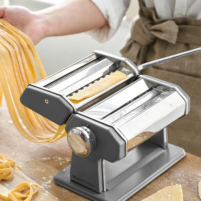 Nonna – Die Manuelle Nudelmaschine