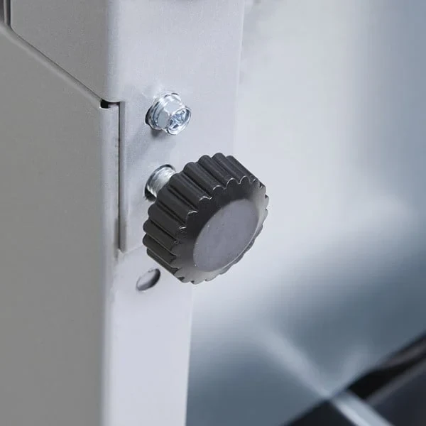Gastro-Cool UC200 Barkühlschrank 208 Liter Klapptüren silber, LED, unterbaufähig