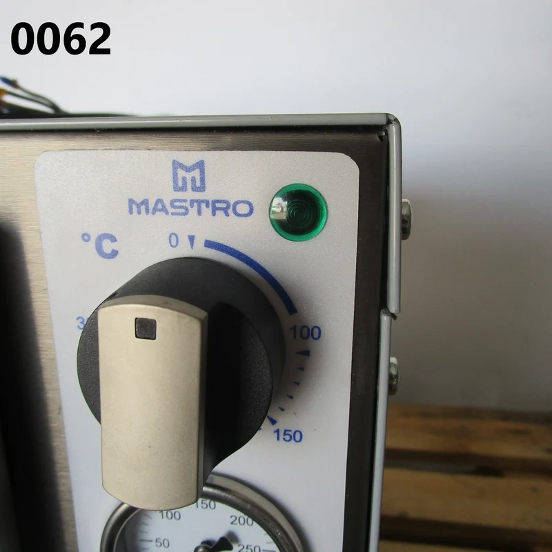 Mastro Elektro-Pizzaofen für 2 Pizzen ø 400 mm, mechanische Bedienung - BESCHÄDIGT