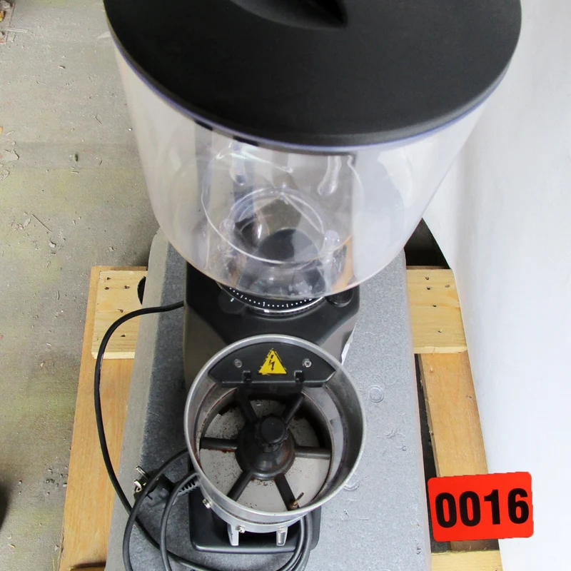 Mastro Kaffeemühle, 1,2 kg Behälter, 4-9 g, schwarz - GEBRAUCHT