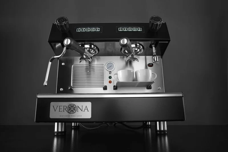 Verona Kaffeemaschine Julia Compact, 2-gruppig, automatisch