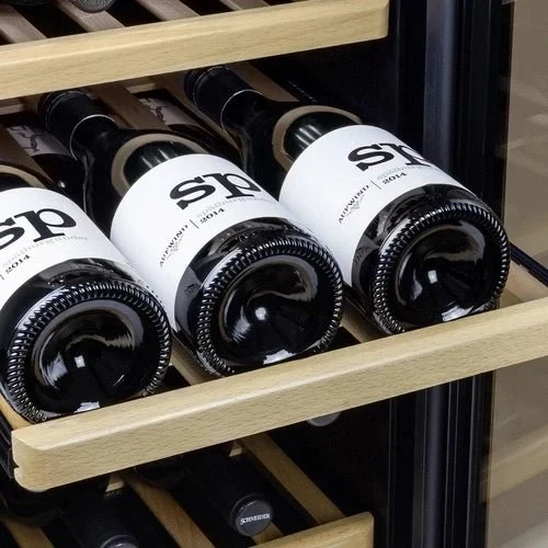 CASO WineComfort 660 Smart Weinkühlschrank, 66 Flaschen, 2 Zonen, WLAN